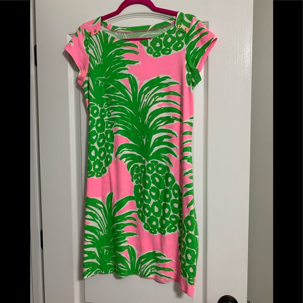 Lilly Pulitzer pineapple T-shirt dress